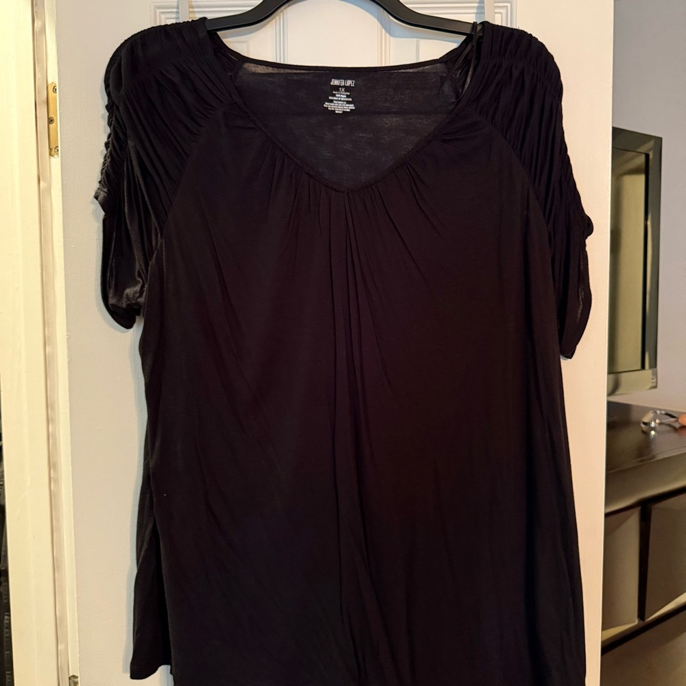Jennifer Lopez Black V-neck Top, Ruching on Sleeves, 1X